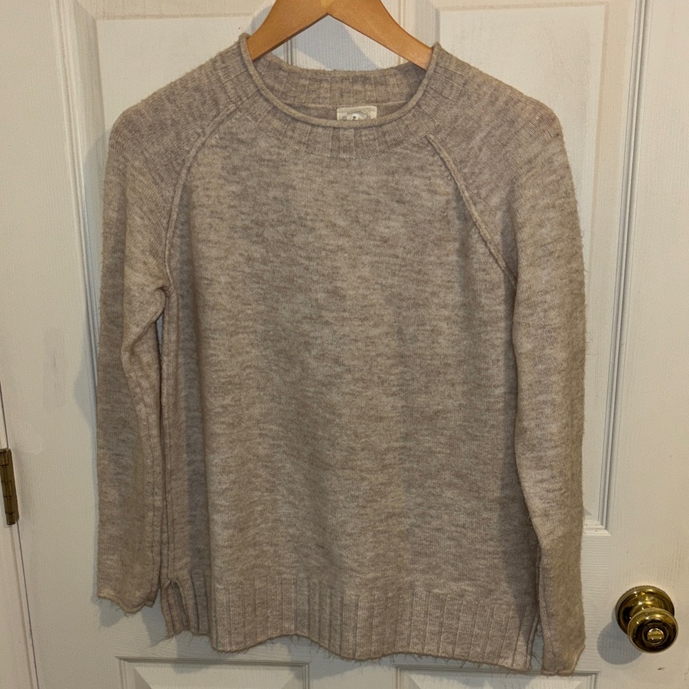 Caslon Heathered Beige Crew Neck Sweater